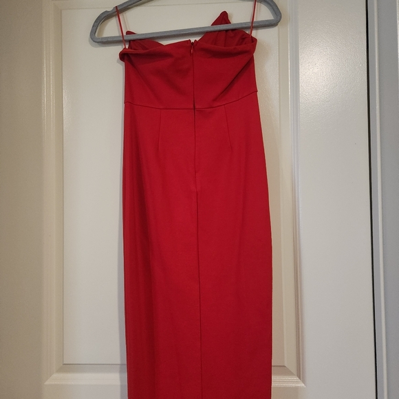 Superdown Ryleigh strapless red maxi dress - Picture 7 of 8